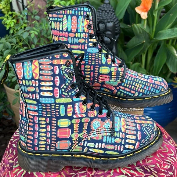 🏴󠁧󠁢󠁥󠁮󠁧󠁿 Dr. Martens MIE Vintage Multicolor Floral Boots UK 4 - Picture 14 of 17
